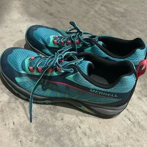 Merrell women’s Siren Edge 3 Hiking Shoe